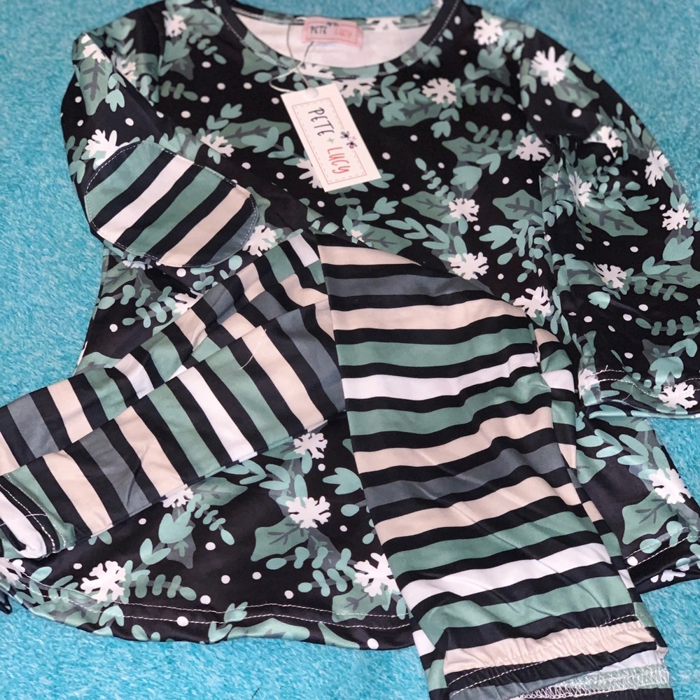 Matching Winter Family Collection - Picture 2 of 4
